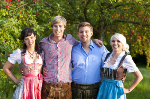 Warum Jede Frau Ein Dirndl Haben Sollte
